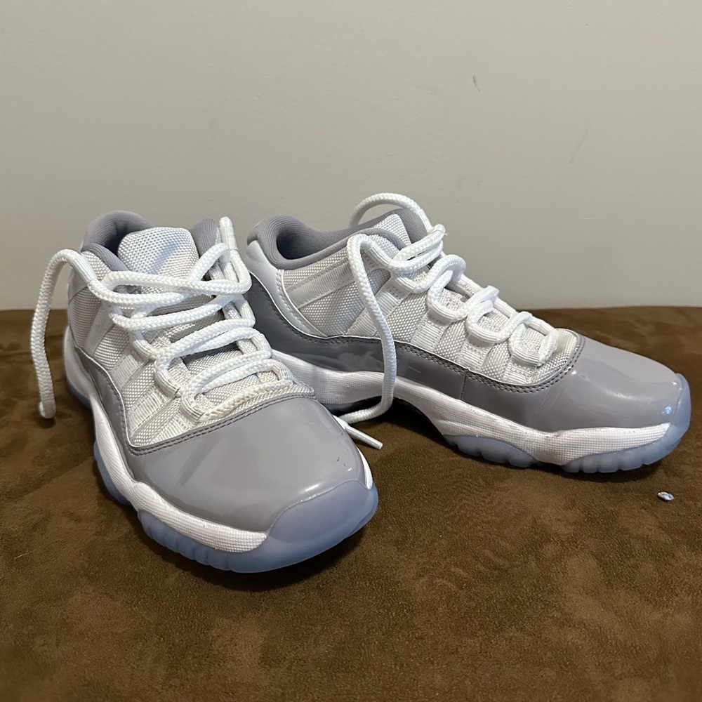 Nike Air Jordan 11 Retro Low GS
'Cement Grey' - 4Y